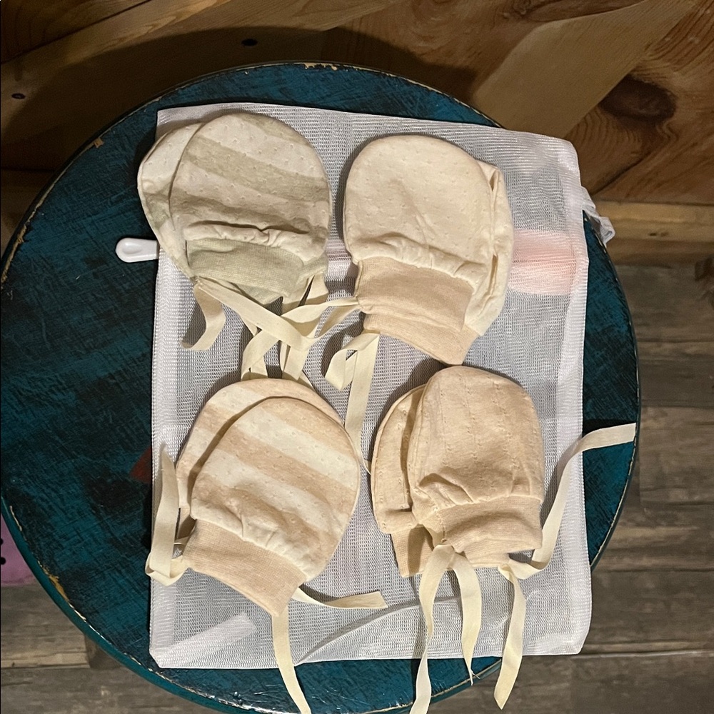 Set of Baby Mittens in Cream and Tan